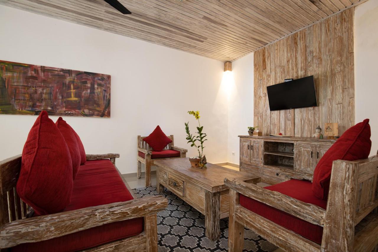 Abian Taksu Suite & Villas テガララン エクステリア 写真
