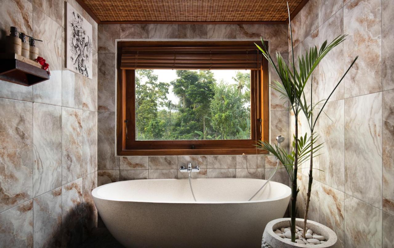 Abian Taksu Suite & Villas テガララン エクステリア 写真