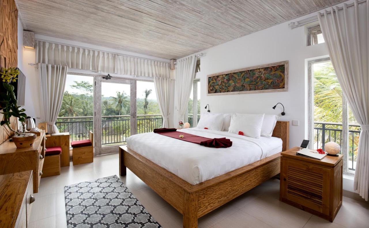 Abian Taksu Suite & Villas テガララン エクステリア 写真